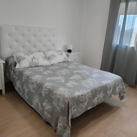 Agradable Casa Adosada Con Piscina 萨阿拉德洛斯阿图内斯 外观 照片