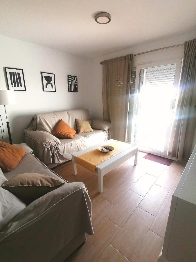 Agradable Casa Adosada Con Piscina 萨阿拉德洛斯阿图内斯 外观 照片